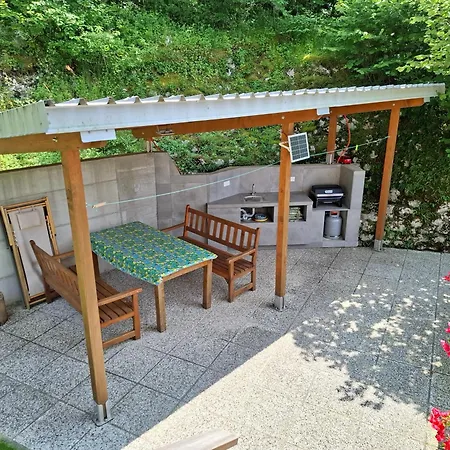 Apartma Ana Ida * Srpenica